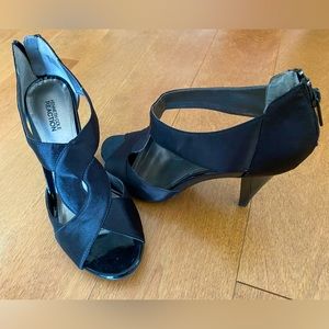 Kenneth Cole Reaction Black Heels Size 9 Used Once